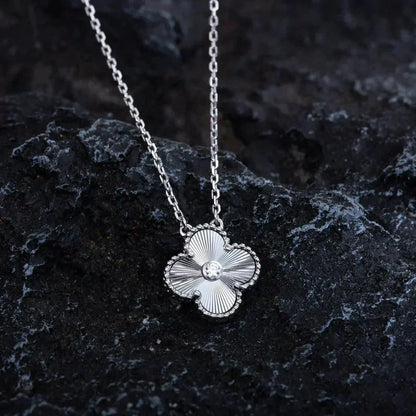 [Renovia Jewelry]CLOVER  15MM DIAMOND LASER NECKLACE SILVER