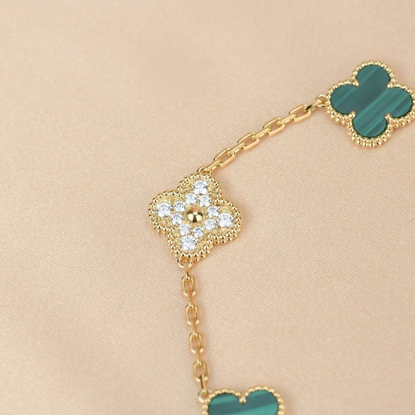 [Renovia Jewelry] CLOVER 5 MOTIF MALACHITE BRACELET COLLECTION