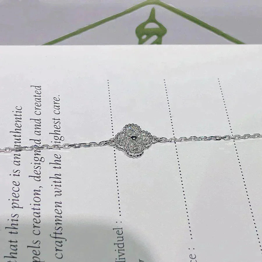 [Renovia Jewelry]CLOVER  SINGLE FLOWER BRACELET SILVER